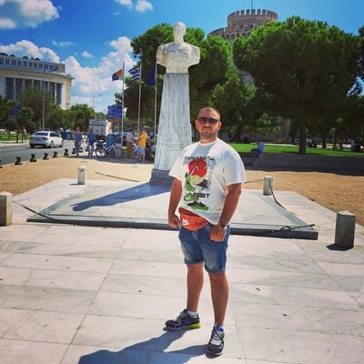 srki0001's profile picture. Arsenović Srđan 🌹 • XI.II.MCMXCV •  '' Non scholae, sed vitae discimus. ''
                                       • '' Слога биће пораз врагу. '' ☦️