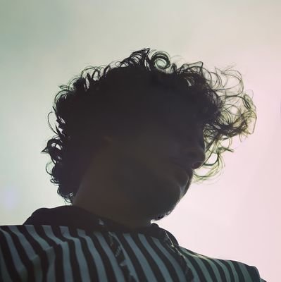 ajmalummer3's profile picture. 🌼