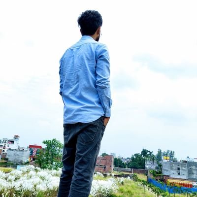 shadabsidd12's profile picture. #ELECTRICAL⚡_ENGINEER_SUPERVISOR_AT 
#INTEGRAL_COACH_FACTORY🇮🇳
#MINISTORY_OF_RAILWAY
#CHENNAI600038

DEORIA🔁CHENNAI
💉O+ve