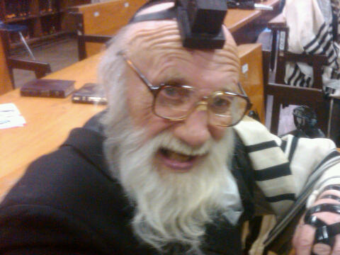 Monroebum's profile picture. Justin bieber follows me!