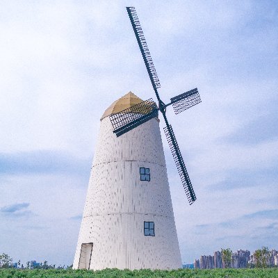 reizhicc's profile picture.