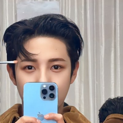 vqelve's profile picture. #𝐑ant —homophobic dni.