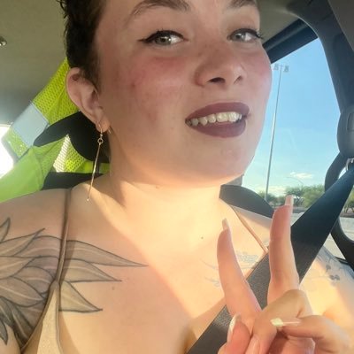 Iara_Noemi_Rez's profile picture. 🇻🇪 enamorada con la@aventura que es vivir la vida 🏳️‍🌈