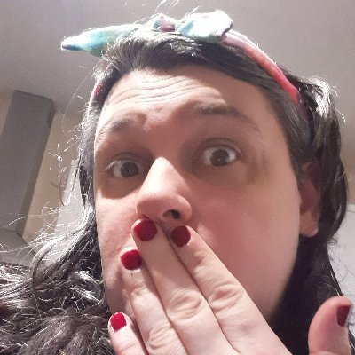 Trans woman. Programmer in training. School of Code Bootcamp 13 member. Parent, poet, nerd.