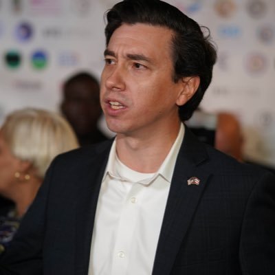 lebron4ny's profile picture. Former Candidate Account for Chris LeBron

Deputy Chief in Bk. Calls it like he sees it.