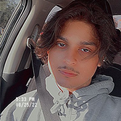 xBoolerx's profile picture. | Read beserk | #Lawless | 🦂