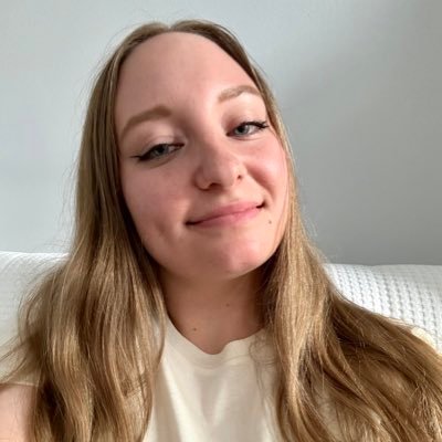 emmi_intact's profile picture. cats