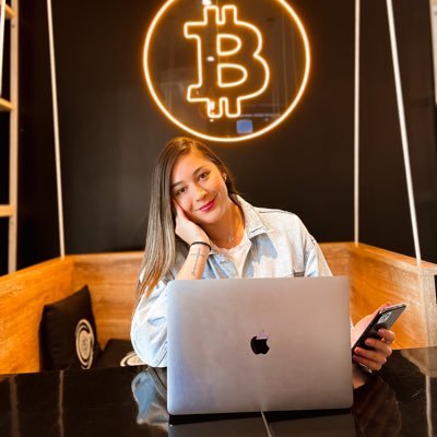 Brilla con todo tu amor💕 EMPRENDE CONMIGO🚀💸 Nómada Digital👩‍💻