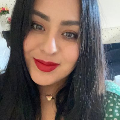 allthtglitters2's profile picture. 