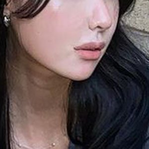 🐰マジでぇ暇すぎて裏アカしてる🙋♀️ 秘密で楽しめる方と出会いたいな💘 エッチな関係もOK🤗 オフ〇コと見せ合いも興味あるから遊びに来ちゃってね🥰 フォローくれるとうれしいでーす💞
