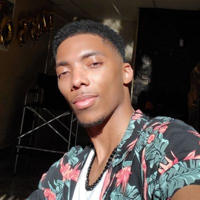 Born And Raised In Chicago, IL (773) | 25 | Bachelor of Arts '22