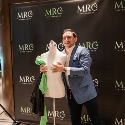 “It takes a wise man to act the fool…” @SpringStables 🇦🇪 MRC International 🇮🇪
