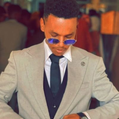 ''
من ترك امره لله ، أعطاه الله فوق ما يتمناه ♥️📿