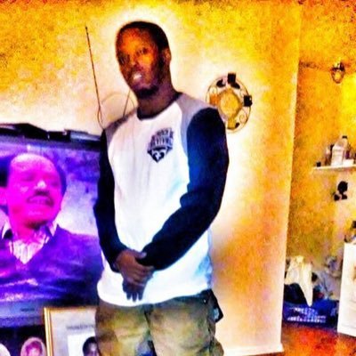 Deandre3281's profile picture. 