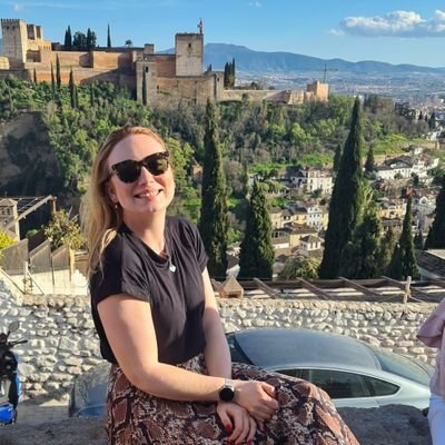 ThorneyMFL's profile picture. Former Head of Year & MFL Teacher @waleshigh. @waleshigh1823 🇬🇧🇪🇸🇫🇷🇮🇹
Uni of Leeds - BA Spanish & PGCE
