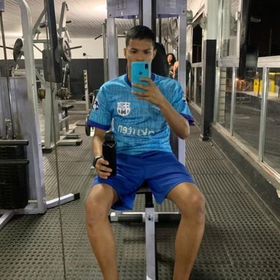 liminha_8's profile picture. everything passes...