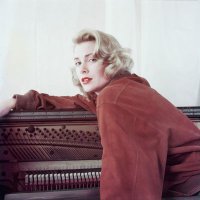 Grace Kelly Archives (@flowersforgrace) 's Twitter Profile