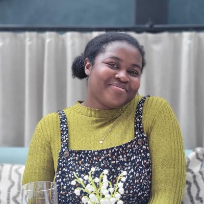 professional book person and devout introvert ✨she/her✨
