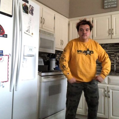 yuck67920292's profile picture. uhhhh