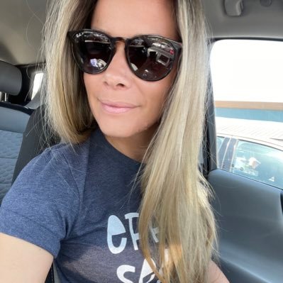 DanyelleCedar's profile picture. 