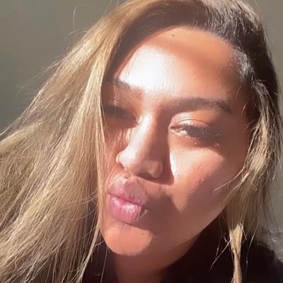 a_vaenuku's profile picture. Shoreview, CA 📍|