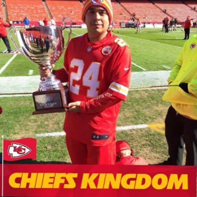 Chiefs for life, not only the season I gear up everyday. Cruz azulino de por vida.