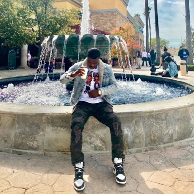 daywalker_06's profile picture. Part-Time sneaker enthusiast. Size 9.5 #Duke😈 #Colts😭 #Hornets🥲 #Dodgers😎