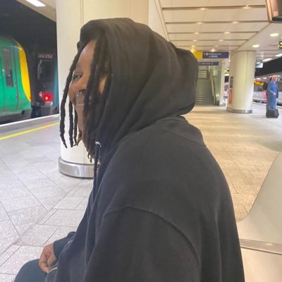 Citizen of Saturn for eternity 🤍. Have a boo 👻❤️💍 Queer 🏳️🌈🇯🇲& Tweeter of Sh*t. Alien. إس