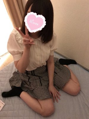 20さい💛エッチなつぶやき多め♡セフレ募集⇒