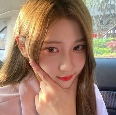 baegsua9's profile picture. 