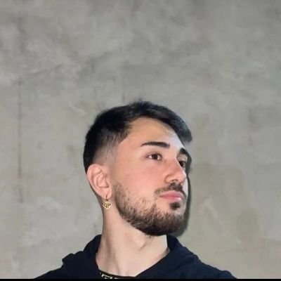 xEsty_'s profile picture. 24 🇦🇷 
Bartender 🍸
Periodista🎙
Una vez fui analista de Clash Royale 🕹