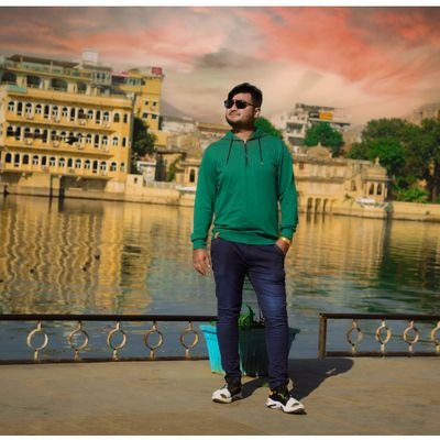 Ma47443000Juned's profile picture. community health officer dharapur