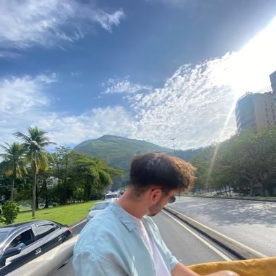 b_alberola's profile picture. 