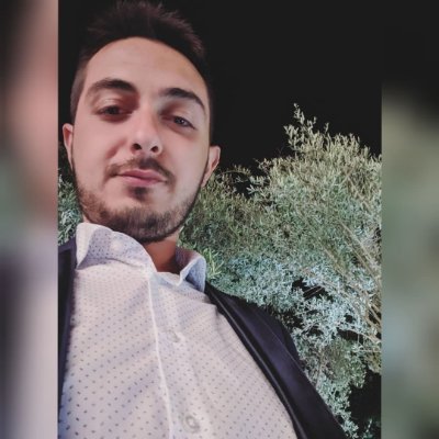 Sputa in cielo che in faccia ti torna.