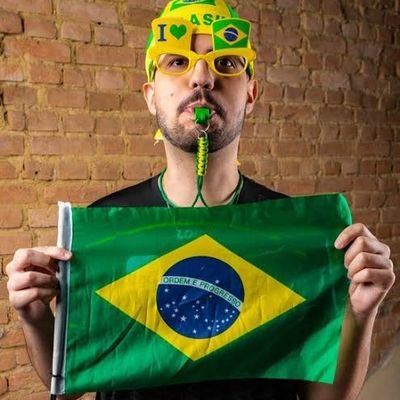 lolzeiro e jogador de wildrift
fanático pelo Galão da massa
Sou um cara simples, deixo o cabelo crescer e balanço a cabeça ouvindo Slipknot. isso me faz feliz