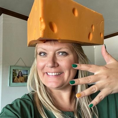 Christian wife, mom of 3, Packers fan for life