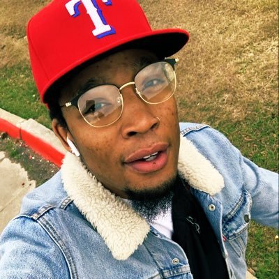 I’m laid back cool easy to get along with. Love playing sports and playing vide games. I’m a bartender and a sports bar. Born in Dallas Texas.