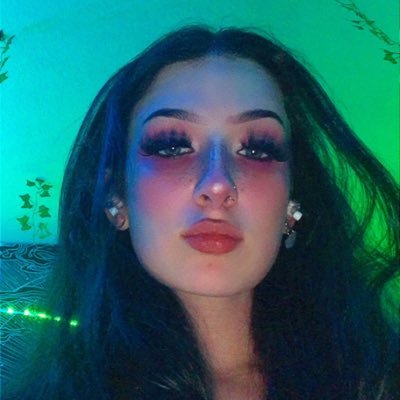 maryjane__666's profile picture. * snap: faith _jones 125 * insta: _faith _jones _ https://t.co/f1sIlHPC50