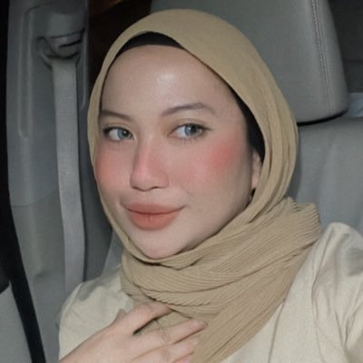 r_roarr's profile picture. Trust yourself babe 💟