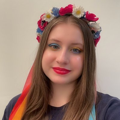 Ukrainian activist in the US • Passionate about 🇺🇦 freedom and cultural identity • Find me on TikTok @ukrdrac • #SaveAzovstalDefenders #ArmUkraineNow