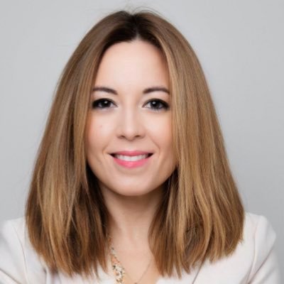 Economista y Administradora de Fincas Colegiada en @Cafmadrid