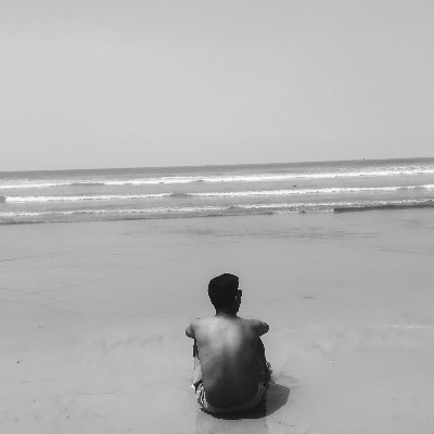 Vishvesh9_0's profile picture. “And because you’re a dream , I sleep a lot”