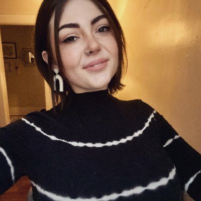 Pivoting to tech after a decade in the beauty industry!
breaking down mental walls & proving self-doubt wrong. this is what an engineer looks like*・゚✧