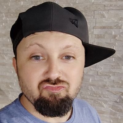 farialazarin's profile picture. 📈📊📉