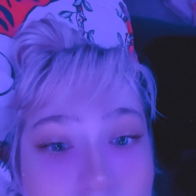 ♡✨💕 insta: lewdrachooj 18+ • 🏳️🌈 pan