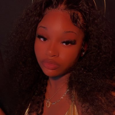 adiyanathedoll's profile picture. diary of a pretty lady 🎀