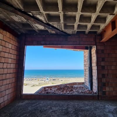 zeos123456789's profile picture. نه تو آنی که همانی ، 
نه من آنم که تو دانی