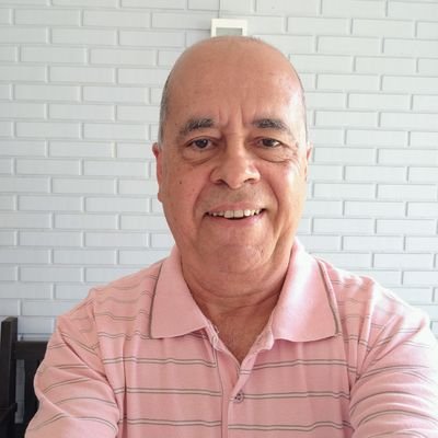 ZecaJacques's profile picture. Não julgo, não sou perfeito.