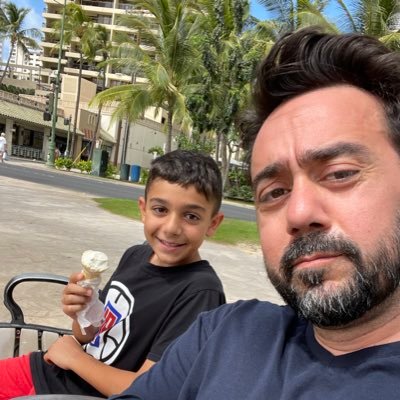 TheRealAntoK's profile picture. i wear reading glasses now