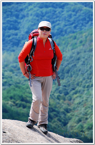 wgss2's profile picture. 산이 좋아 산에 다닙니다~등산이 아니라 입산한다고 할까~~산으로 오세요~